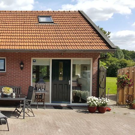 Vakantiehuis "Aan De Zandweg" Roderesch Esterno foto
