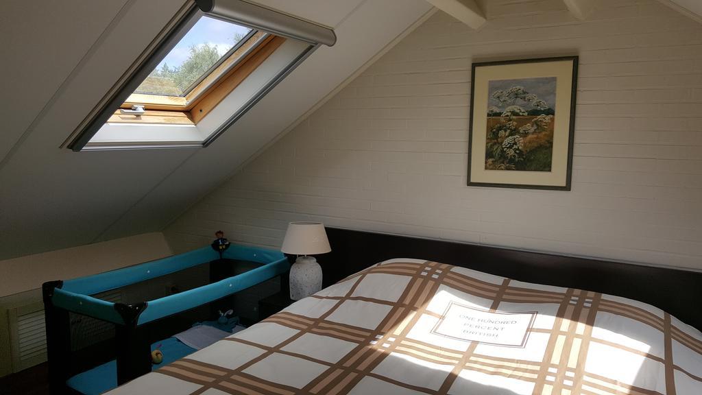 Vakantiehuis "Aan De Zandweg" Roderesch Esterno foto