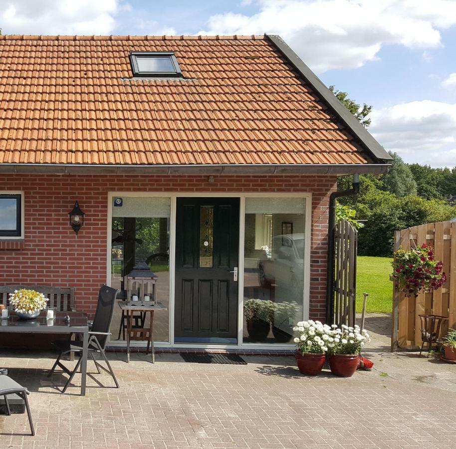 Vakantiehuis "Aan De Zandweg" Roderesch Esterno foto