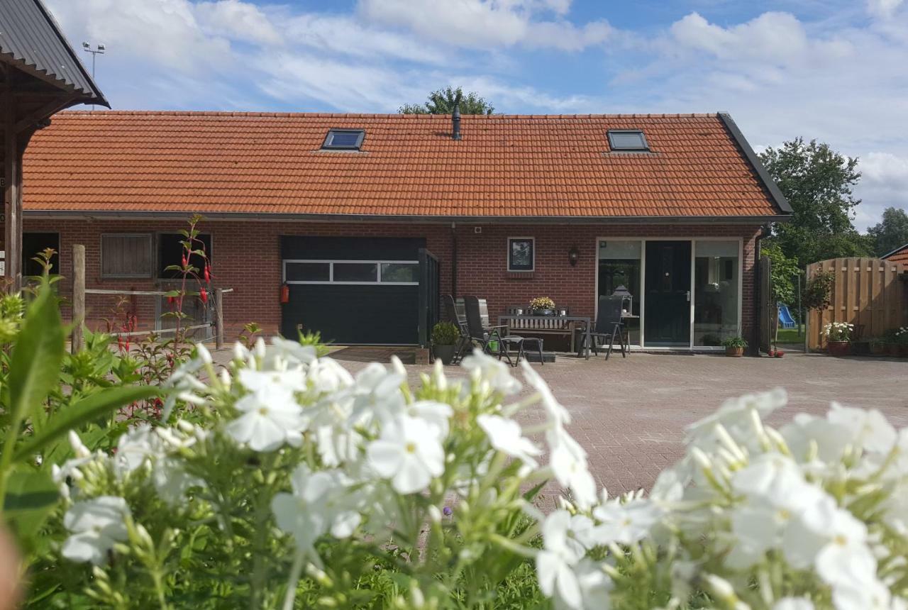 Vakantiehuis "Aan De Zandweg" Roderesch Esterno foto